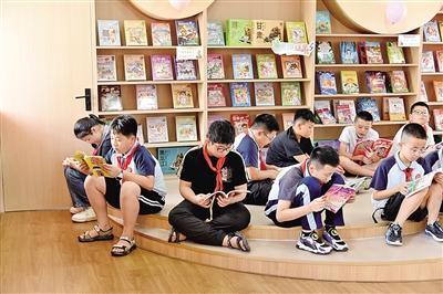 城西中心小學  校園書屋 書香彌漫